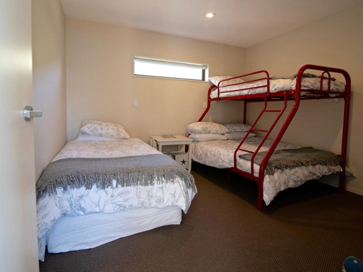 Kotare Point Paradise - Akaroa Holiday Home מראה חיצוני תמונה